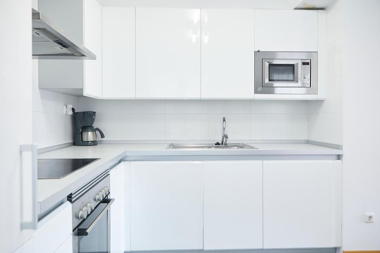 Urumea 4 - Apartamento Con Parking San Sebastian Buitenkant foto